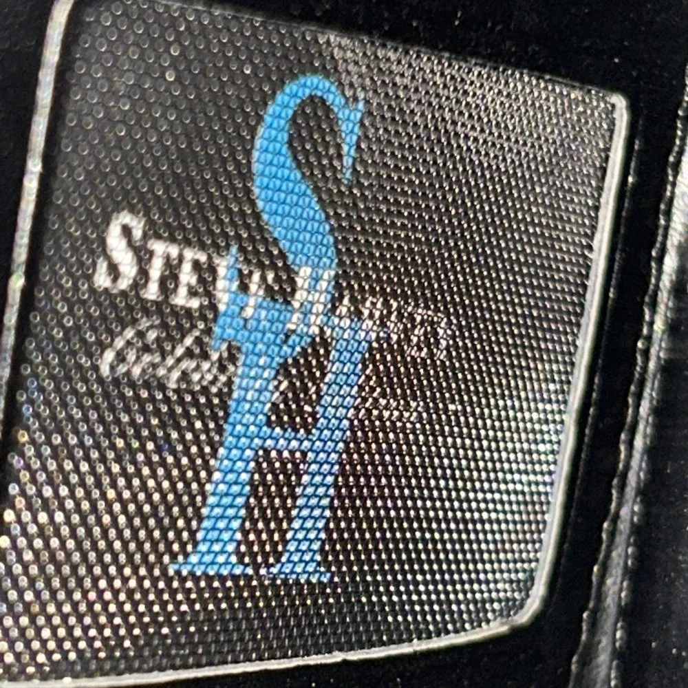 Steve Harvey Celebrity Edition Black Leather Wallet NEW In Original Box C1